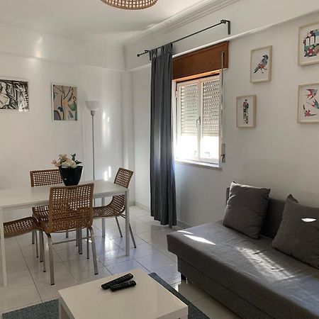Chiado Appartment With Terrace 2 Лиссабон Экстерьер фото